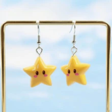 Mặt dây chuyền hình ngôi sao dễ thương, làm từ chất liệu nhựa màu vàng, thích hợp để tự làm trang sức, vòng cổ, vòng tay, móc khóa và các sản phẩm thủ công khác, không có chất liệu khảm, chủ đề đáng yêu. - Nhiều màu - Xem 4