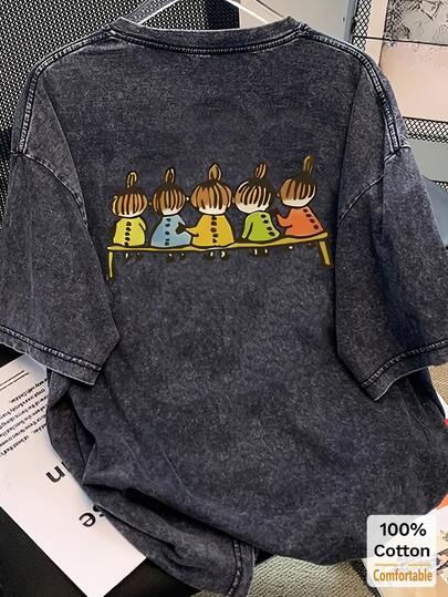 女士超大款复古黑色水洗短袖T恤，宽松版型，时尚设计