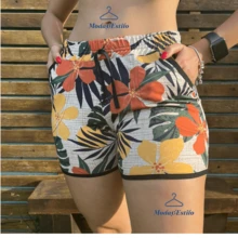 Kit de Shorts Femininos Soltinhos com Bolsos Ideal para Moda Verão - 3 PRETAS / 2 ESTAMPADAS - Visão 5