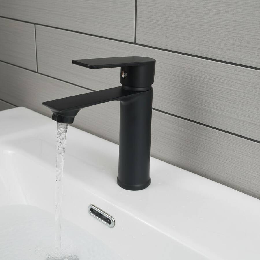 1个黑色哑光极简平把手面盆龙头，现代冷色调冷热水双控浴室台面面盆龙头，G1/2接口，带2根50厘米软管，含G3/8转接头