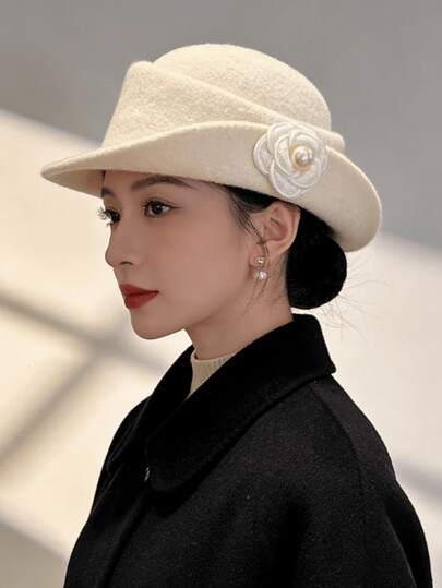 1pc Women's Retro Wool Felt Bell-Shaped Hat, Decorated With Camellia Flowers And Pearls, Classic Asymmetric Brim, Suitable For Autumn/Winter, Elegant Floral Brooch Decoration, Women's Formal Occasion (Wedding/Party/Church/Daily) Headwear