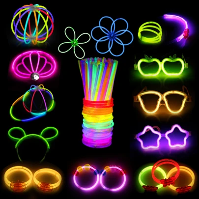 100pcs/Pack Multi-Color Glow Sticks, High Quality Super Bright, Lasting 6-8 Hours, Easy To Bend And Activate, Perfect For Party Decorations, Glow Toys, Neon Party Supplies, Suitable For Parties, Concerts, Bars, Nightclubs, Weddings, Also Ideal New Year Gifts And Party Favors!