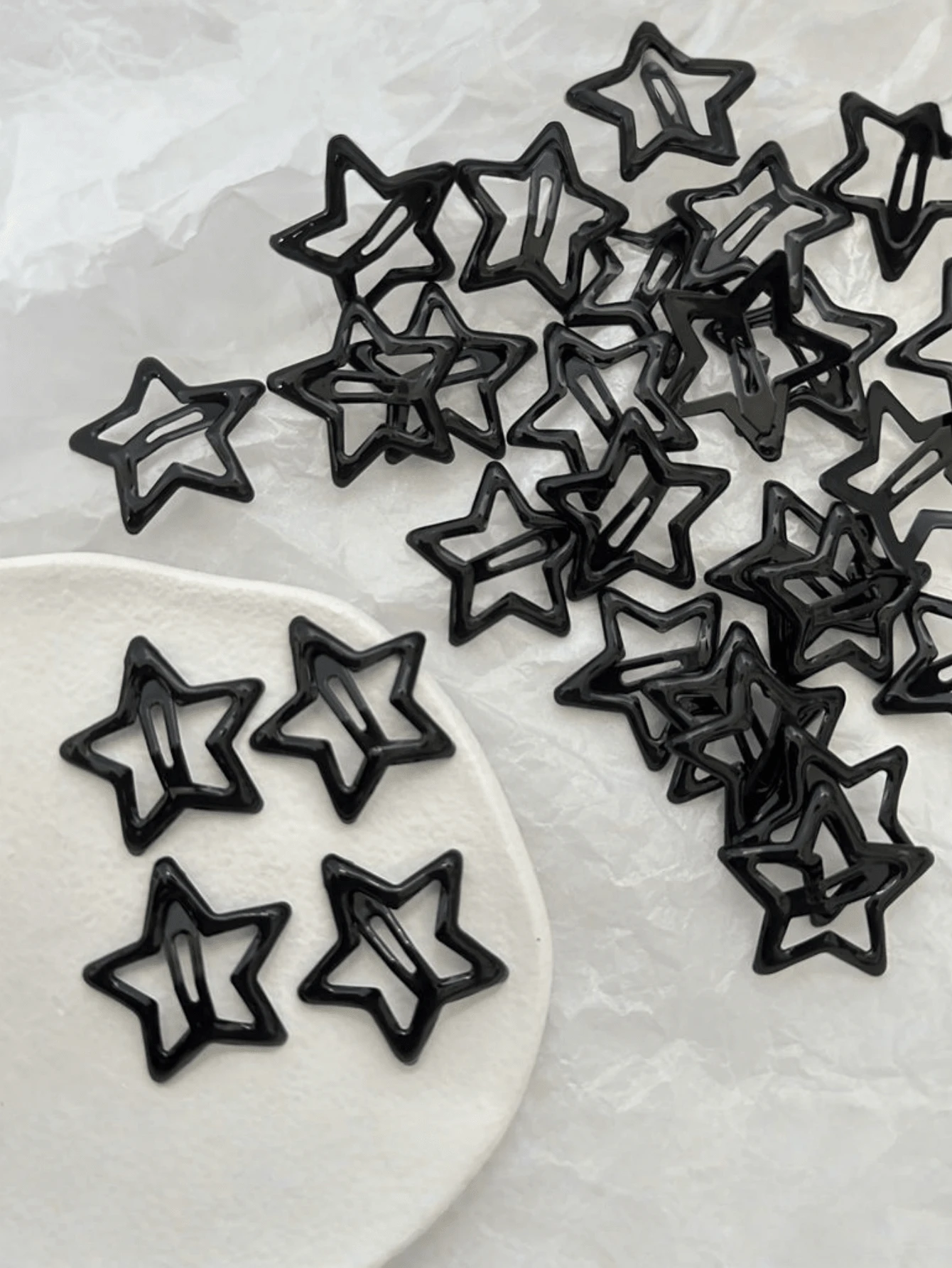 8 pièces/set Pinces à cheveux en métal noir étoilées pour femmes, épingles à cheveux mini , accessoires capillaires en forme d'étoile à cinq branches, décorations capillaires mignonnes Y2K convenant à un usage quotidien, pinces à cheveux, barrettes, pinces à cheveux