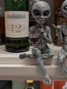 1个悬挂式外星人入侵“派对外星人”啤酒杯架，趣味外星人雕像，适用于家居或花园装饰、客厅或书房，最佳返校礼物 - 彩色 - 查看 11