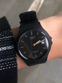 Casio 卡西欧女士石英表，黑色表盘，硅胶表带，防水，带日期显示，50米防水，实用百搭，适合日常/工作/休闲出行，是送给她的完美生日/周年纪念/节日礼物 MW-59-1E - 黑色 - 查看 6