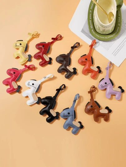 1个迷你马钥匙扣，适用于汽车钥匙、包包、宠物项圈等。