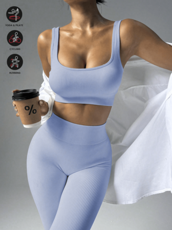 两件套无缝吊带背心和紧身裤，透气舒适，柔软亲肤，适合日常穿着、户外活动、运动健身，女士运动服套装，女士运动套装，紧身裤两件套