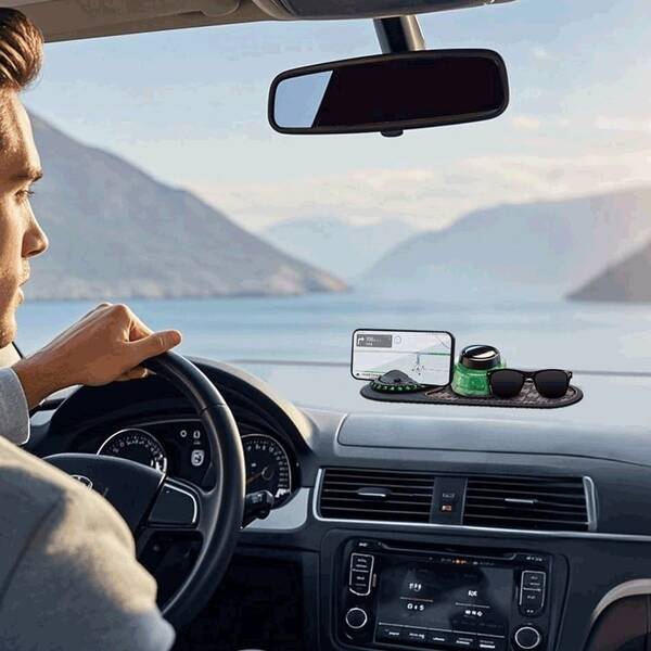 Multifunctional Car Anti-Slip Mat, Upgraded Car Anti-Slip Mat Phone Holder With Temporary Parking Number, Rotatable Anti-Slip Car Dashboard Mat, Suitable For Phone, Sunglasses, Keys