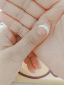 Nail Stickers, Nail Stickers, Smile Line Nail Stickers, Beginner Nail Art Tools, Nail Art Stickers, Self-Adhesive Nail Stickers, Nail Tools, White Edged Nail Stickers, Smile Stickers, Nail Art Tools, DIY Nail Decoration Tools, Moon Shape Design Nails - White - View 5