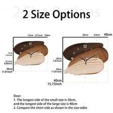 一套木质家居装饰挂钟，尺寸可选30/40厘米，棕色和米色色调，水滴图案设计，电池供电（不含电池），适合悬挂在走廊、阳台、浴室等处，是圣诞节、新年、母亲节、父亲节、婚礼、送给朋友和家居装饰的理想礼物。