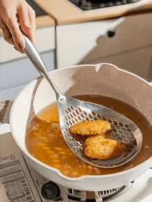 1个大号不锈钢滤网，耐用厨房滤网，适用于烹饪、家居装饰、夏季、厨房用具、厨房筛网、过滤网、粗网过滤器、沥水网、油渣分离器、厨房勺，适用于煎炸、火锅、烹饪和烘焙，易于沥水，耐热，可用洗碗机清洗，非常适合餐厅和家庭使用。 - 彩色 - 查看 9