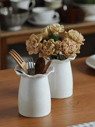 1pc Minimalist High-End Lace Desktop Decor, Elegant Ceramic Storage Jar, Hydroponic Vase, Desktop Ornament Gift, White Porcelain High-End Storage Tube, Suitable For Home, Restaurant, Decor, Gift