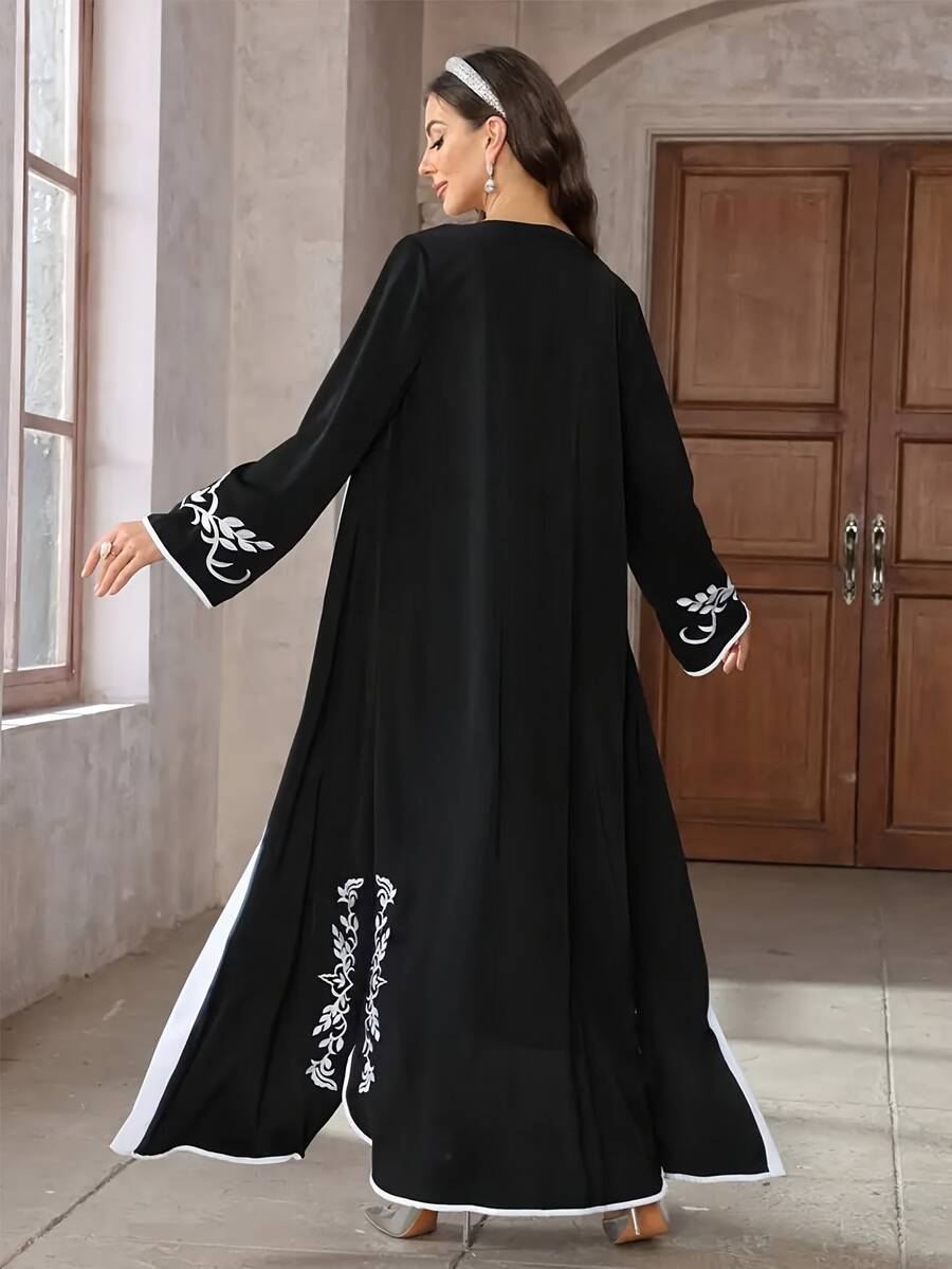 Floral Embroidered Tops Robe With Elegant Contrast Trim And Bell-Sleeved Loose Cape Black - Black - View 1