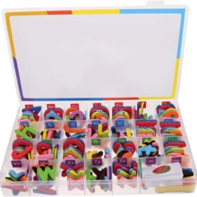 一套完整的彩色磁性英文字母拼写方块，辅助学习和智力发展，通过引人入胜的视觉学习、思考和对话来提升语言技能，适用于科学教育、自学、家庭教育、学校和教育用品 > 教学用品 > 教学工具，所有产品颜色和位置均为随机发货