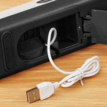 Afilador eléctrico de cuchillos, afilado rápido de cuchillas para diversos utensilios de cocina. Tres ajustes de velocidad para un control preciso, disco de afilado de alta velocidad que proporciona un afilado eficaz. La protección de acero inoxidable 304 garantiza una gran durabilidad, mientras que la base antideslizante proporciona un funcionamiento estable. Su diseño compacto facilita su almacenamiento. Regalo ideal para las fiestas. - Negro - Ver 4