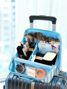 1 pieza Bolsa de cosméticos vertical, nueva bolsa de almacenamiento portátil de estilo chino, adecuada para uso al aire libre, puede almacenar brochas de maquillaje y productos de cuidado de la piel, multifuncional y de gran capacidad. Con diseño de almacenamiento compartimentado, también equipada con un amplio espacio de almacenamiento de papelería, puede servir como un neceser portátil, ideal para viajes y viajes de negocios. - Multicolor - Ver 7