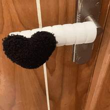 Heart-Shaped Anti-Static Door Handle Protector, Bedroom Anti-Collision Decor, Soft Warm Protective Door Handle Cover, Universal Anti-Static Door Lock Cover, Fabric Door Handle Protector, Anti-Cold And Anti-Dust, Door Handle Wall Protector: Reusable, Soundproof, Suitable For Home, Office, School, Storage - Multicolor - View 5