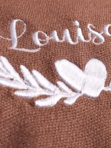 1PC Personalized Embroidered Letter Scarf, A Scarf With A Heart Pattern, Women's Winter Shawl, Women's Custom Letter Scarf, Can Be Embroidered With Initials (A-Z) And Full Name; Luxurious Winter Scarf - Multicolor - View 2