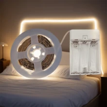 1条COB LED灯条，适用于橱柜照明、USB/电视盒两种供电方式，自粘式柔性可裁剪灯条，252颗LED灯珠/米，暖光，适用于卧室、橱柜照明、书架照明、电视背光、游戏室、化妆镜等。 - 暖光 - 查看 3