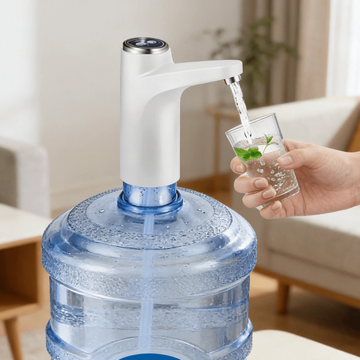 BombaDe AguaPara Garrafon,Bomba de agua, dispensador de agua portátil, bomba de agua eléctrica para barril, recargable en casa, dispensador de agua eléctrico, bomba para botella de agua recargable por USB, bomba de succión de agua inalámbrica, ideal para barbacoas, picnics, acampadas y uso doméstico. - Blanco - Ver 1