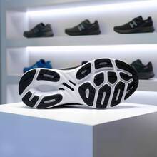 Men's Athletic Shoes For Gym And Running Fitness Men's Gym Shoes Promotion Style, Comfort And Performance At An Affordable Price Simple Athletic Lace-Up - 黑白 - 查看 4