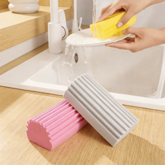 4件套清洁除尘海绵湿巾 - 可重复使用的家用海绵除尘器，神奇除尘海绵，适用于清洁百叶窗、玻璃、踢脚板、通风口、镜子、窗槽和踢脚板。设计紧凑，高品质除尘工具，PVA海绵擦拭布，高密度多用途海绵块，用于去除汽车污渍、清洁、吸水和清洁。