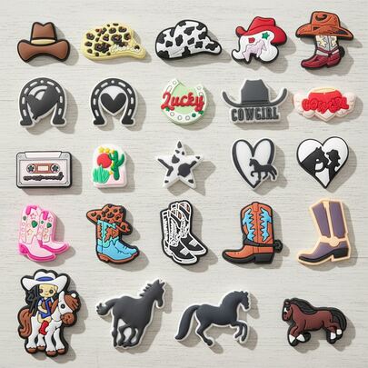 Ensemble de 24 pièces de décoration pour chaussures style western cowboy : chapeau de cowboy adorable, bottes, motif cheval, sabots en bois à la mode, accessoires parfaits pour les fêtes.