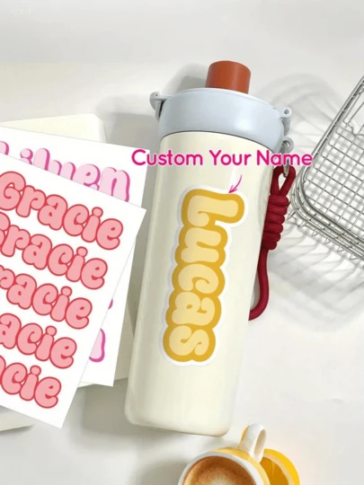 Anpassat namnklistermärke | Personligt för- och efternamnsklistermärke | Personligt laptopklistermärke | Namnklistermärke för vattenflaska | Personligt anpassat namn för pojkar, vattentåligt för dagis, skola etc. | Hemkomstsäsong | Alla hjärtans dag, tillbaka till skolan, multifunktionellt, dekorativt, brev, snyggt, modernt, färgglatt, sött, bedårande, avslappnat, anpassat, personligt, unikt, anpassat, perfekta presenter till honom, perfekta presenter till henne, enkel komfort, födelsedagspresent