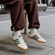 Adidas Originals Trefoil Casual Shoes, Unisex New Sports Shoes, T-Logo Low-Top Lightweight Sneakers JR8311 - Beige Green - View 1