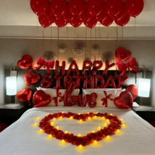 红色生日字母气球套装，包含红色生日字母“LOVE”、红色蝴蝶结、18英寸红色心形铝箔气球，适用于情人节装饰、生日派对装饰、周年纪念、求婚、婚礼装饰、主题派对装饰 - 彩色 - 查看 2