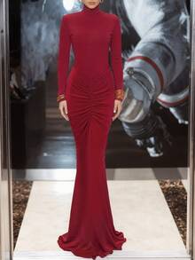 女士红色褶皱针织长裙优雅长袖紧身立领鱼尾下摆连衣裙