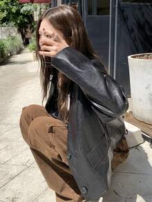 Women's Casual Cropped Shoulder Leather Jacket - Black - View 3