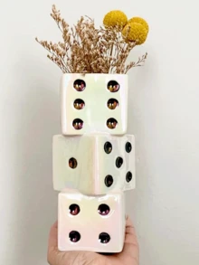 黑白骰子花瓶，极繁主义装饰陶瓷花瓶，复古家居装饰，适用于书桌、书架、餐桌、吧台车和梳妆台，独特，酷炫的房间装饰，Rama Gifts 文具玻璃花瓶，适合生日、毕业、返校等场合 - 混色 - 查看 10