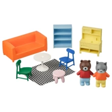 IKEA HUSET 胡賽特客廳 /廚房玩偶套裝 CE 認證 3 歲 + 含 2 動物玩偶 + 9 件迷你家具 還原宜家經典款 激發角色扮演 培養社交與認知技能 - 彩色 - 查看 5
