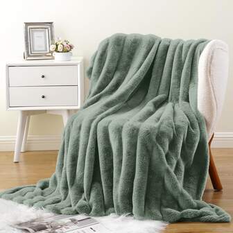  Battilo Bluish Grey Faux Rabbit Fur Throw Blanket, Super Soft Fuzzy Cozy Rabbit Fluffy Fur Blanket, Luxury Warm Thick Plush Bubble Blankets For Bed Sofa Couch Home Decor