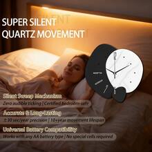 1个仿木纹装饰挂钟，黑白阴阳图案，几何造型，简约设计，尺寸可选11.81-15.75英寸，电池供电（不含电池），适用于书房、厨房、办公室、咖啡馆、圣诞节、新年、母亲节、父亲节、婚礼、朋友礼物及家居装饰。