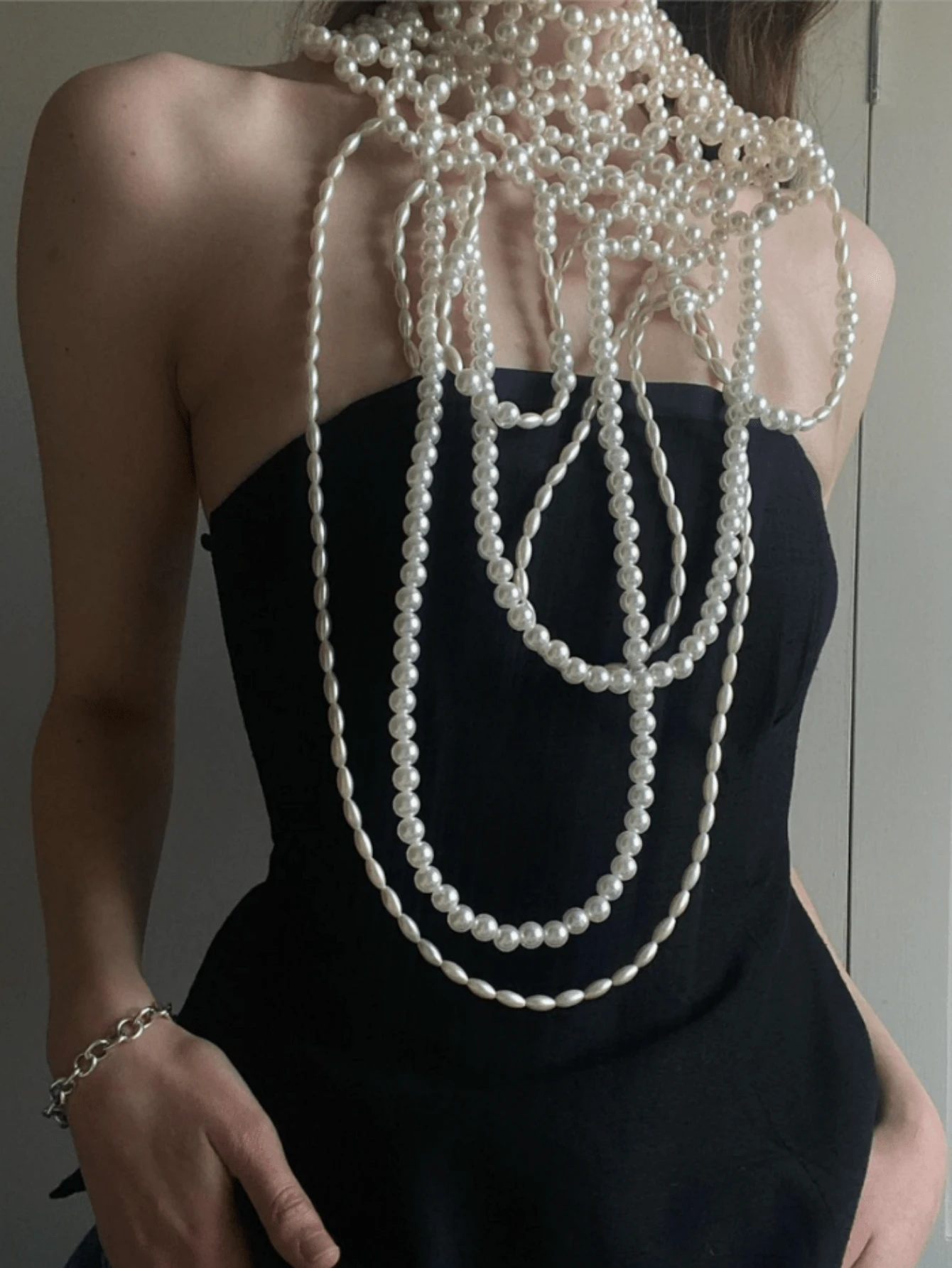 1pc Vintage Long Multi-Layer Pearl Necklace, Elegant Women's Sweater Chain Necklace, Luxury Gift - Black - View 1