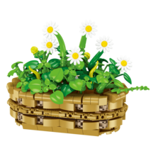 977 Pcs Fresh Flower Themed Building Blocks In Bags: DIY 3D Interlocking Toys. Vivid Colors, Diverse Flower Kinds, And Easy To Assemble. Featuring Tulips, Violets, Night - Blooming Cereuses, And Red Roses. A Boon For Flower Lovers And Beginners. Develop Spatial Thinking And Finger Dexterity. Ideal For Room Decor, Birthday And Festival Gifts