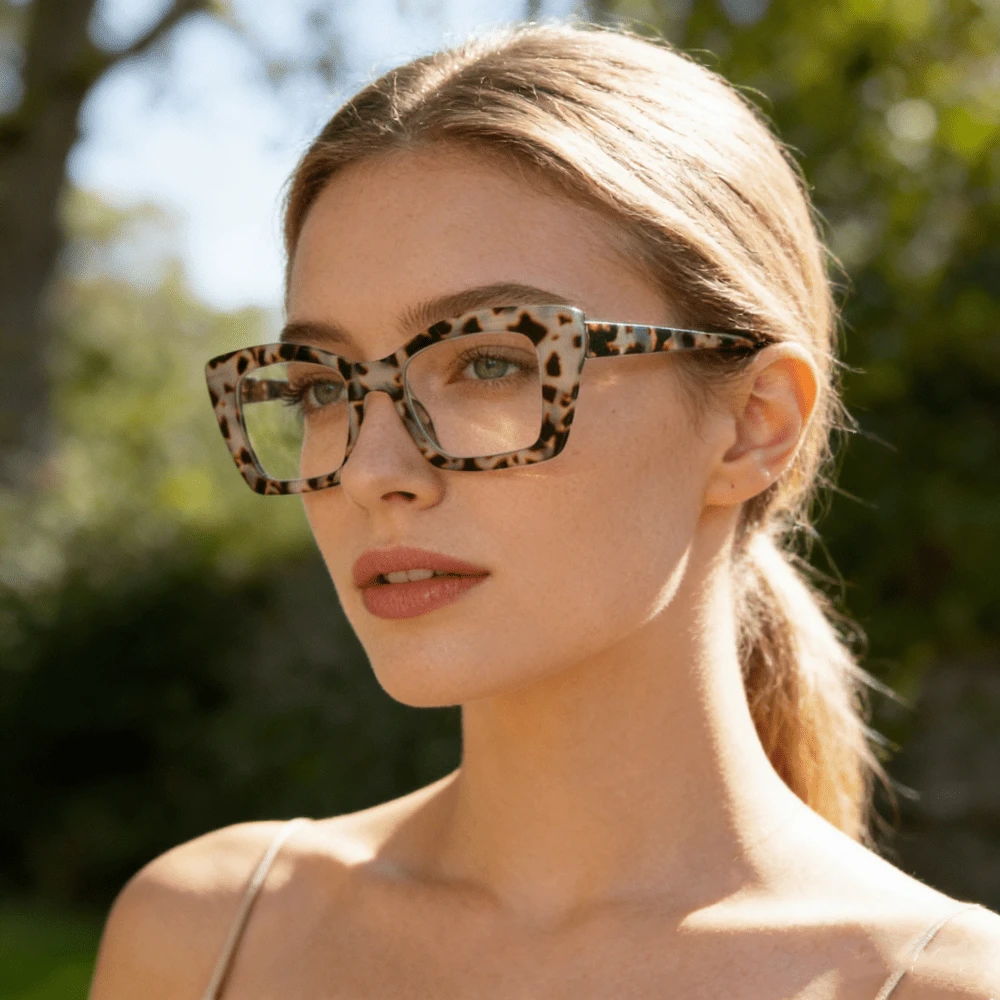 1 pièce Lunettes de lecture à monture carrée classique pour femmes, avec charnières à ressort flexibles pour un ajustement confortable, convient pour la lecture quotidienne, design minimaliste mais pratique - Pouding au tofu gris - Voir 1