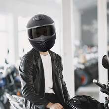 Caschi da moto - Casco integrale per moto, versione europea, codice M - Visualizzare 1
