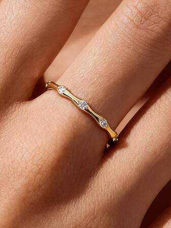 1枚S925纯银镀金合成锆石竹结设计戒指，优雅高贵，适合女性日常佩戴，品质上乘，可DIY叠戴。