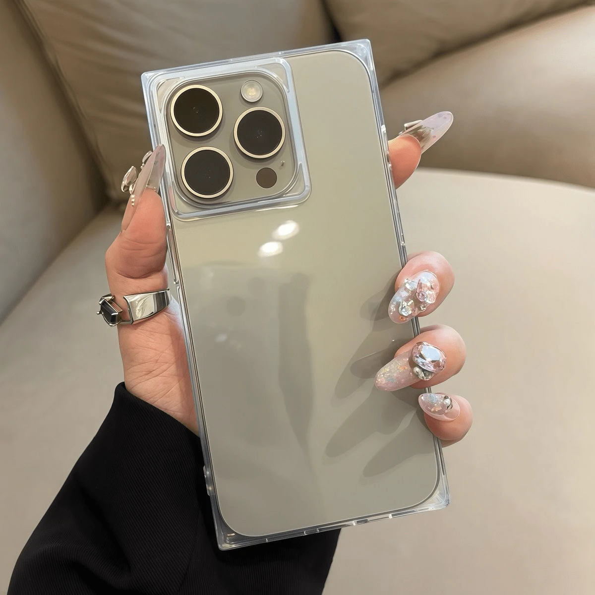 Easypie Selection Compatibile con 17 Pro, 15 Phone Cases, adatto anche per 17 Air, 14, 13, 15, 16 Promax. Accessori per telefono regalo di Ognissanti, custodia per telefono con dissipazione del calore e grandi fori di cristallo di ghiaccio, materiale in silicone liquido anti-caduta. Adatto per telefoni della serie 11/12/13/14/15/16. - Trasparente - Visualizzare 1