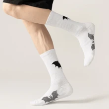 4 Pairs Bat Pattern Everyday Wear Sports Basketball Socks