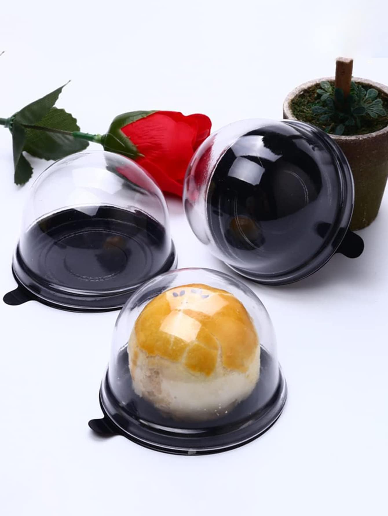 50pcs Cupcake Boxes, Individual Transparent Single Cupcake Boxes, Plastic Cupcake Liners, Individual Cupcake Bags, Dome-Lid Cupcake Cups, Suitable For Wedding Display, Muffin Cake Party, Disposable