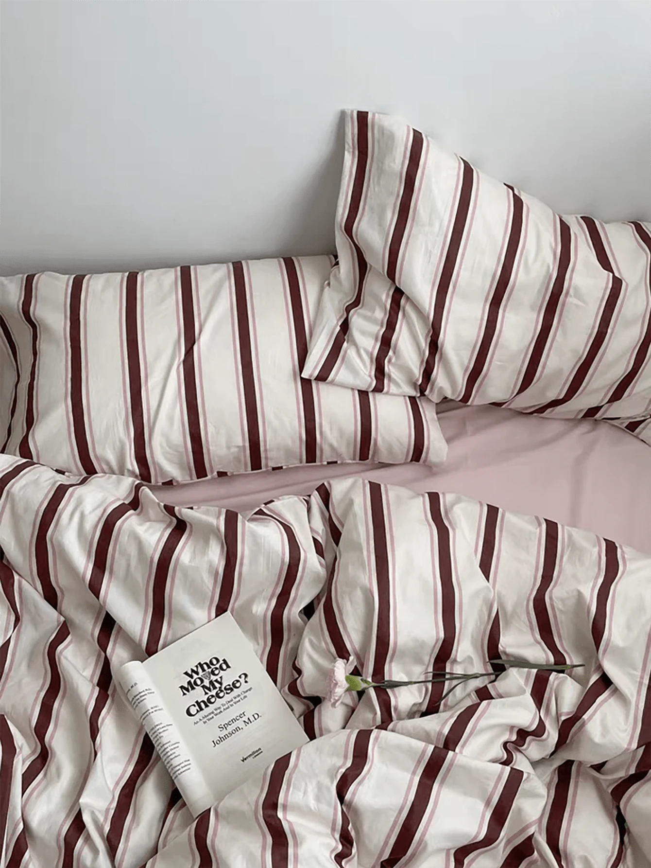 1个100%纯棉北欧简约摩卡红条纹枕套（不含枕芯） - 彩色 - 查看 1