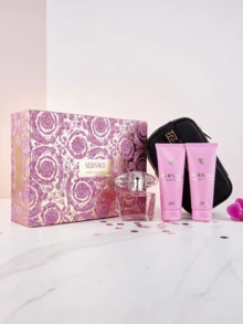 Versace 女士亮晶晶 4 件套（淡香水 90ml+沐浴露 100ml+身体乳 100ml+包）香水 3oz/90ml+3.4oz/100ml*2 持久粉色女友妻子母亲朋友生日毕业派对旅行露营户外学校校园旅行节日夏季秋季夏季精选夏季必备品夏季经典庄严奢华轻松优雅简约奢华礼品魅力氛围适合日常使用 - 多樣化香型 - 查看 3