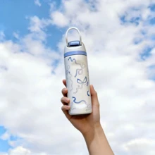 24oz.Unique Bottle Design With A Pleasant Handle, Easy To Clean, Long-Lasting Insulation For Both Hot And Cold Beverages. This Stainless Steel Cup Can Serve You Throughout The Year, Enough For All Seasons. Suitable For Personal Use Or As A Gift - 彩色 - 查看 8