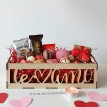 BANDEJA PARA DESAYUNOS SORPRESA, REGALOS DISEÑO CALADO DE TE AMO, REGALO PARA SAN VALENTÍN, DECORACIÓN DE HOGAR, REGALO, MANUALIDADES, DE MDF 3 MM ARMABLE - Multicolor - Ver 1