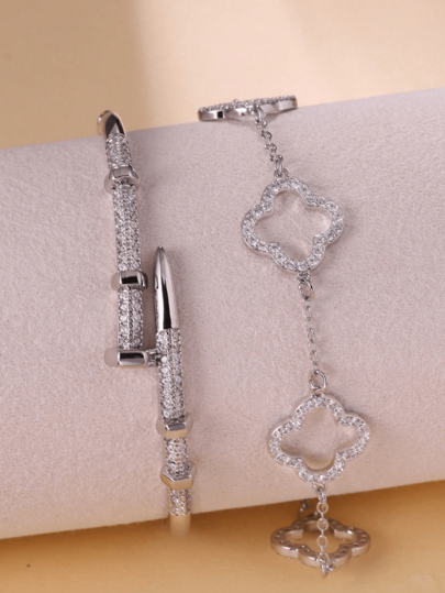 1 Set Fashionable Silver Four-Leaf Clover Bangle Bracelet, Cubic Zirconia Women's Bracelet, Suitable For Stacking And Daily Wear, Luxury Jewelry Gift For Holidays