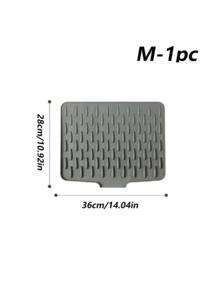 硅胶防滑沥水垫，带沥水设计，耐热易清洁，适用于台面、水槽和冰箱，两种款式可选，保持厨房干燥，是完美的圣诞节或万圣节礼物，也是圣诞家居装饰、个性化礼物的理想之选，男女皆宜。